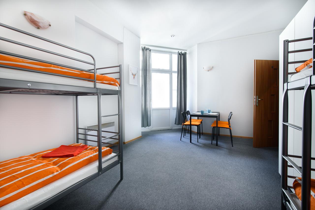 ורשה Constitution Square Rooms מראה חיצוני תמונה