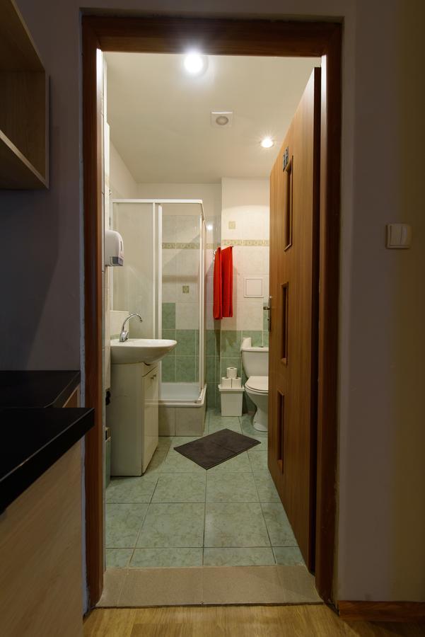 ורשה Constitution Square Rooms מראה חיצוני תמונה
